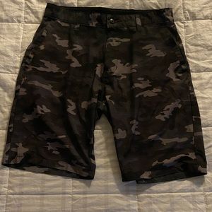 Men’s burnside cargo style hybrid light short